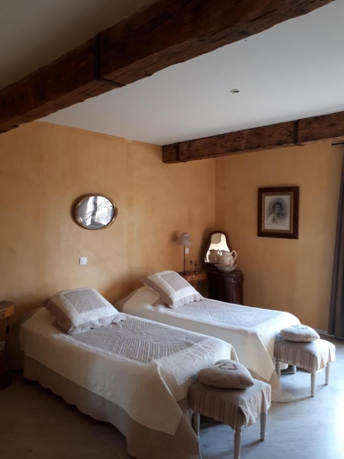 Mas Saint-Joseph Bed & Breakfast Фонвией Екстериор снимка